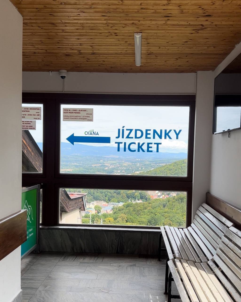 Diana Funicular in Karlovy Vary – Tickets, History, Location