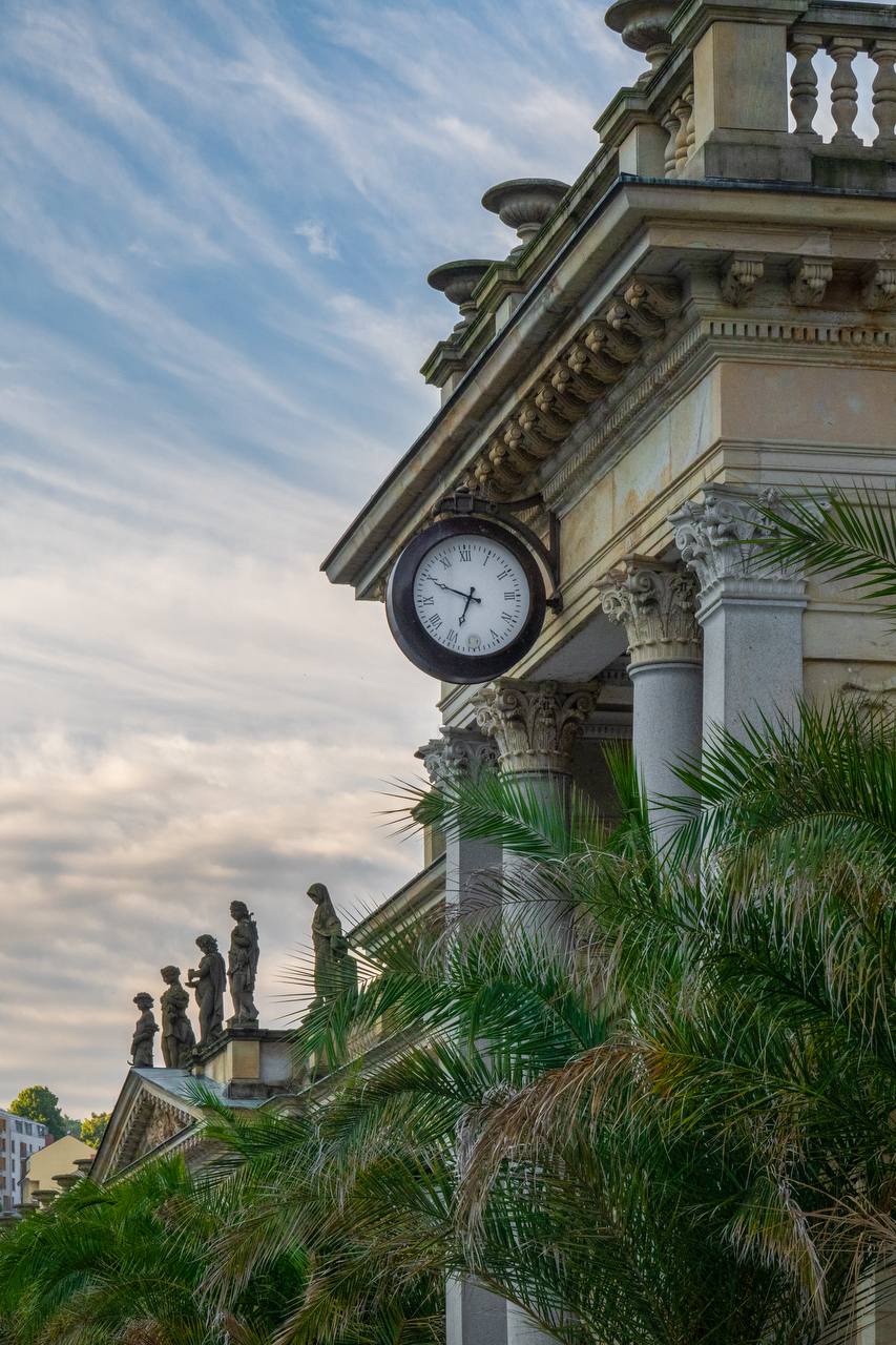What to See in Karlovy Vary in 1 Day: Best Itinerary + Map & Tips